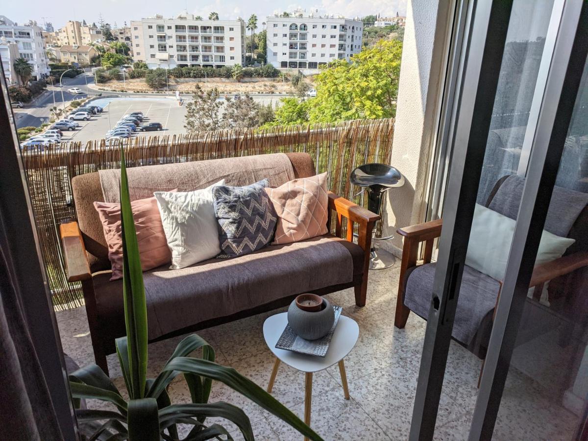 Fantastic 1 Bed Apartment By The Sea Opposite 4 Seasons Limassol Exterior foto