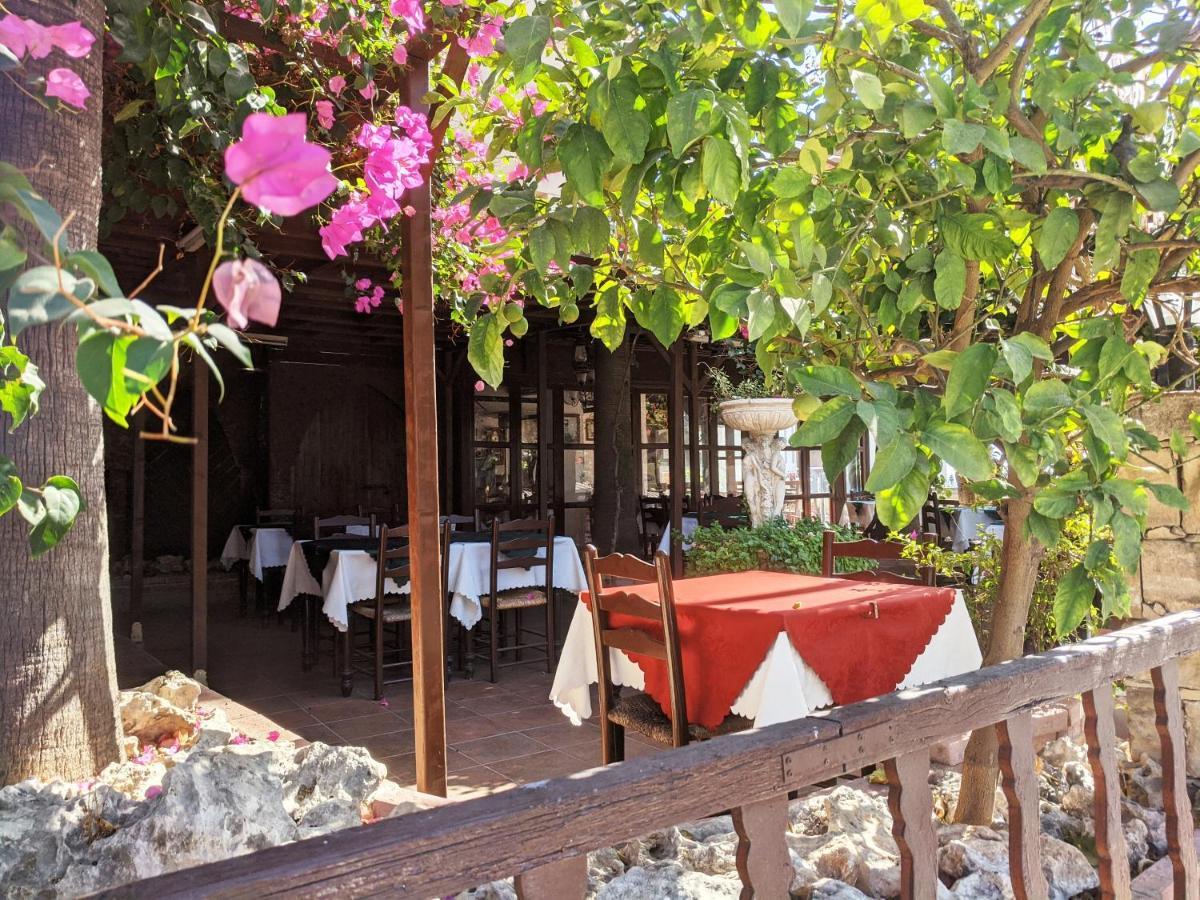 Fantastic 1 Bed Apartment By The Sea Opposite 4 Seasons Limassol Exterior foto