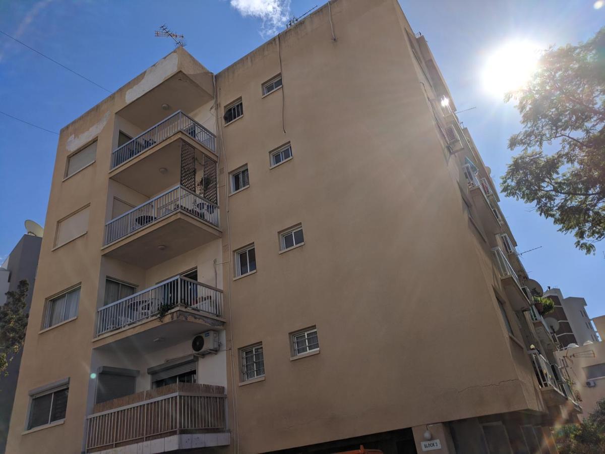 Fantastic 1 Bed Apartment By The Sea Opposite 4 Seasons Limassol Exterior foto